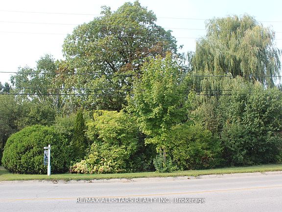 2nd image of 40 Riverglen Dr