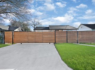 4406 Edison St, Houston, TX 77009