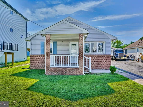 6929 River Drive Rd, Sparrows Point, MD 21219