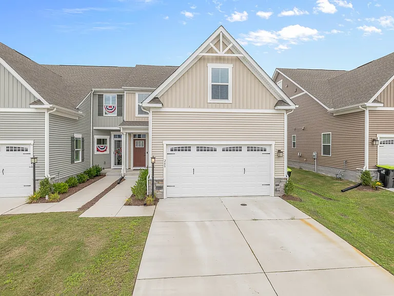 245 Riley Way — Photo 1
