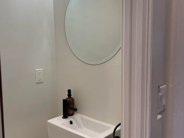 5 Saint Clair Ave — Photo 11