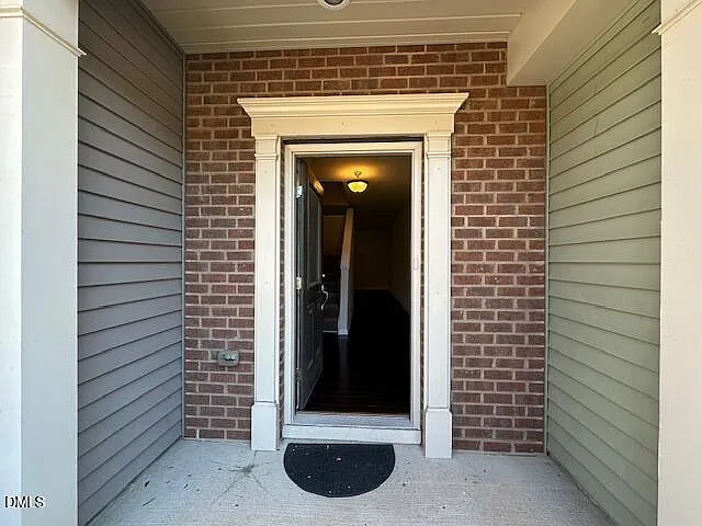 3 bed, 2.5 bath, $2,150 — Photo 3