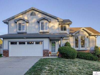 205 Summerset Dr, Papillion, NE, 68133
