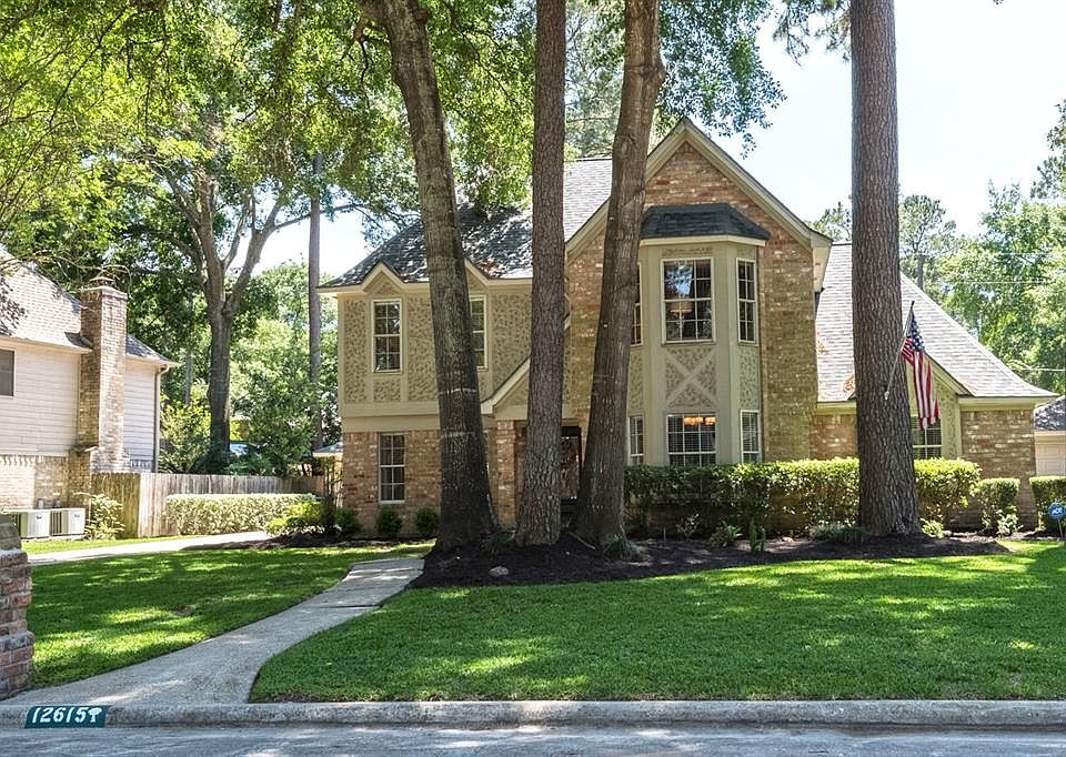 Welcome to your gorgeous new home at 12615 Cloverwood Dr., in the highly sought after neighborhood of Lakewood Forest in Cypress