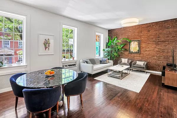 1st image of 311 W 20th St #Plr