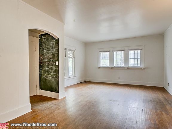 3rd image of 2740 S 38th St