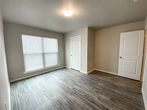 1905 Langford Ave #2 Photo 1