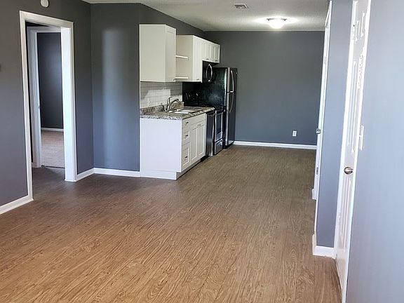 4th image of 2715 W 42nd Ave APT 12