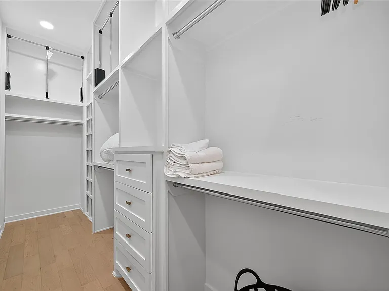 2617 Live Oak St — Photo 28