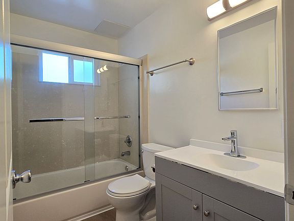 5th image of 3579 Agate Dr #6