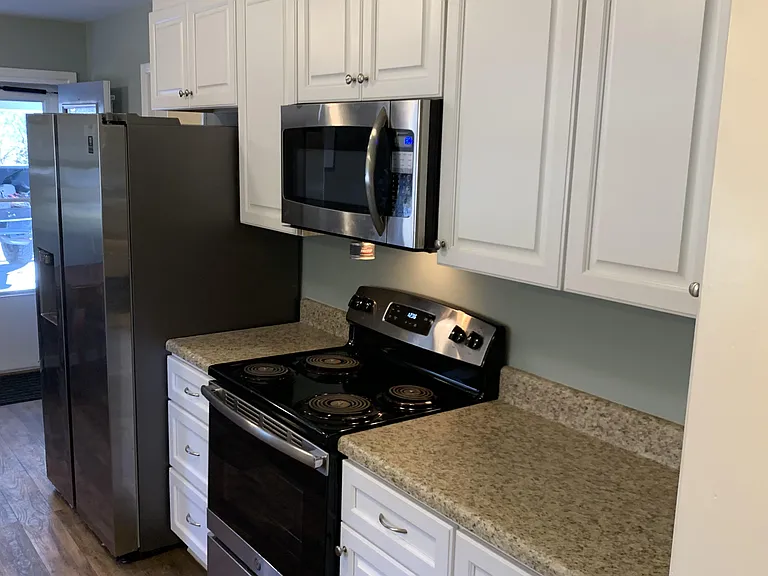 Hillcrest Dr SW — Photo 10