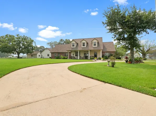 10 Elmina Rd, Huntsville, TX 77340
