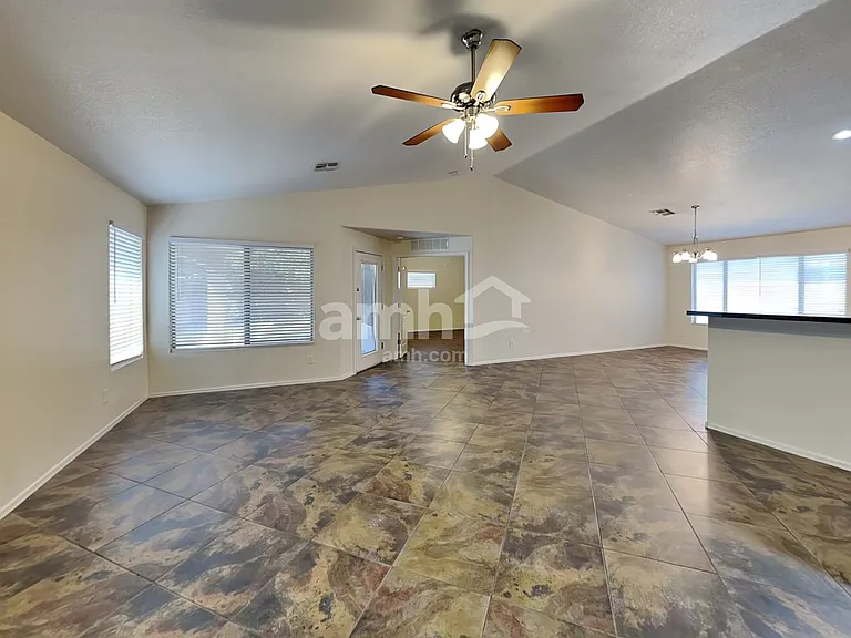 15912 W Carmen Dr — Photo 9