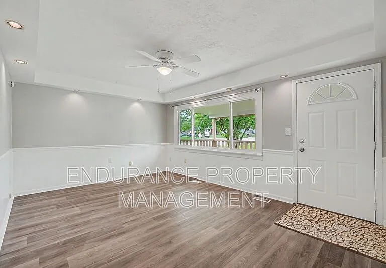 9500 Ridgemoor Ave — Photo 4