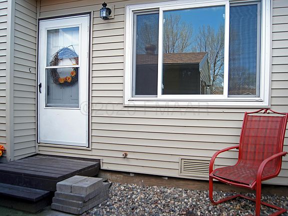 3rd image of 2139 2nd Ave E