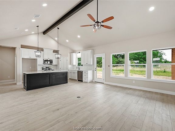 5th image of 4432 Collton Ln