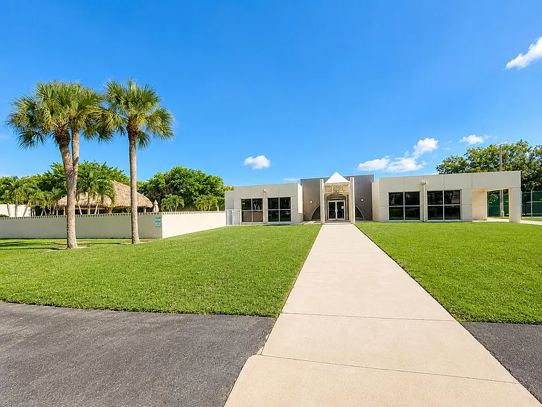 5910 Morningstar Cir #202 — Photo 15