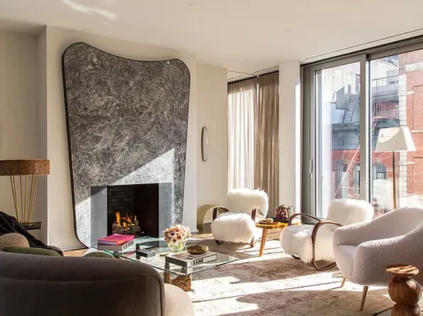 42 Crosby St APT 5N, New York, NY 10012