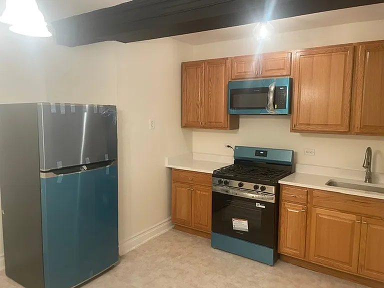 1358 W Rosedale Ave — Photo 7