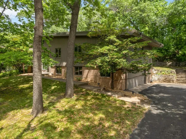 4336 Avondale Rd, Golden Valley, MN 55416