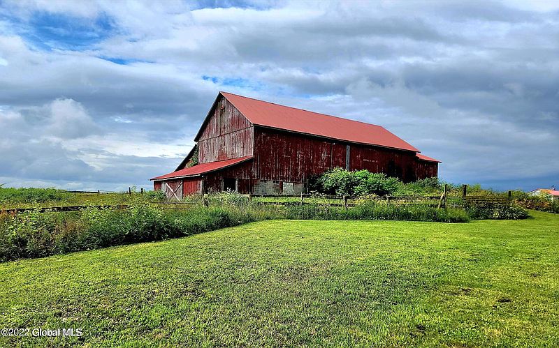 5th image of 5107 State Highway 10