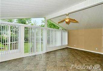 5th image of 10049 Meadowfield Ln