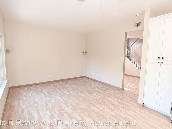 5th image of 2923 Creek Point Dr