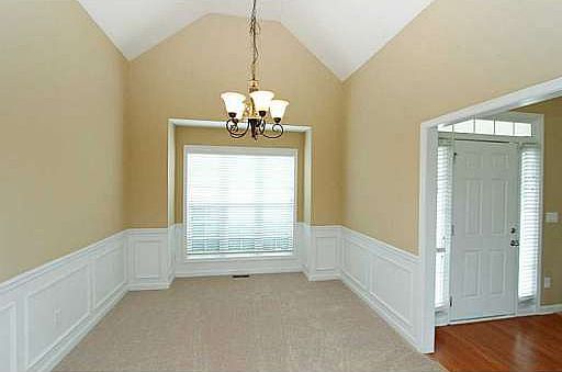 3rd image of 124 Puckett Creek Dr