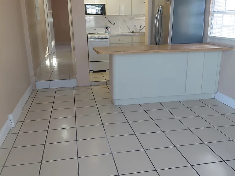 3330 SW 88th Ct — Photo 8