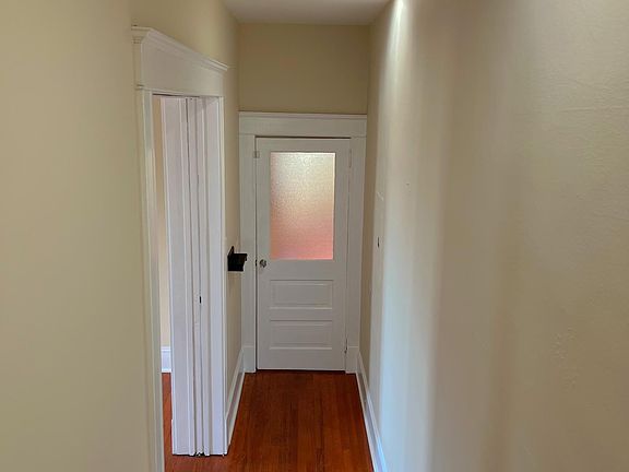 5th image of 208 N Washington St #304