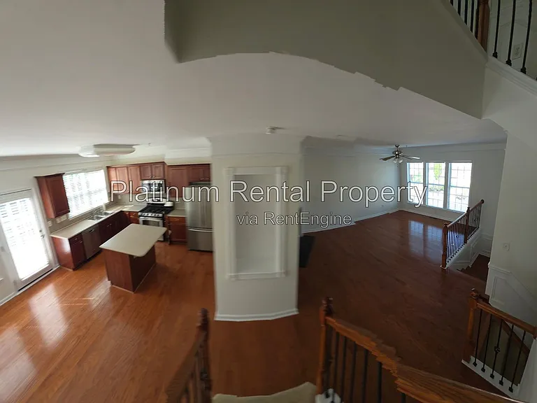 221 Balaban Cir — Photo 89