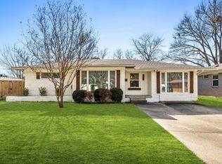 8911 Larchwood Dr, Dallas, TX 75238