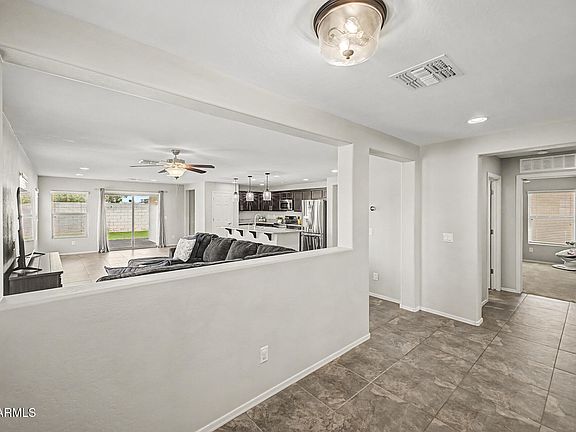 4th image of 33421 N BOWLES Drive