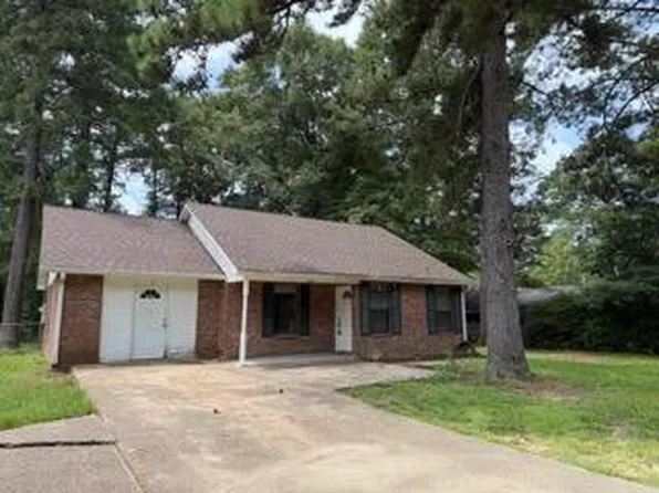 1862 Old Richton Rd, Petal, MS 39465
