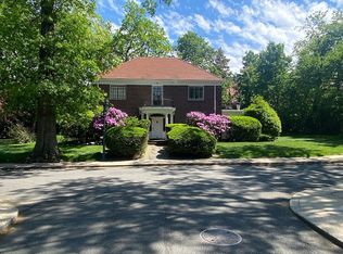 16 Upshaw Rd, Forest Hills, NY 11375