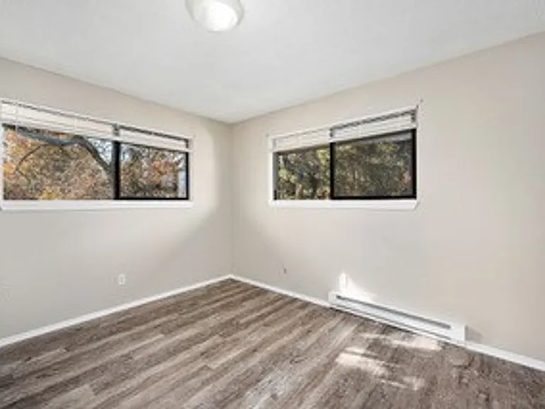 2106 W 1st Ave — Photo 4