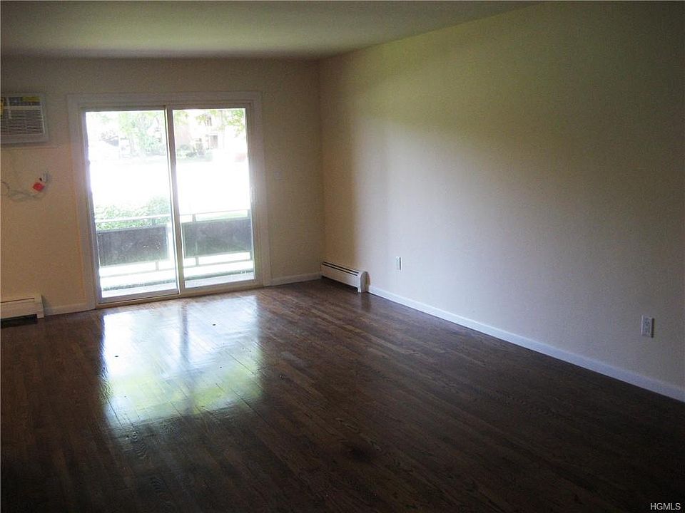 1st image of 11 Darian Ct APT 2A