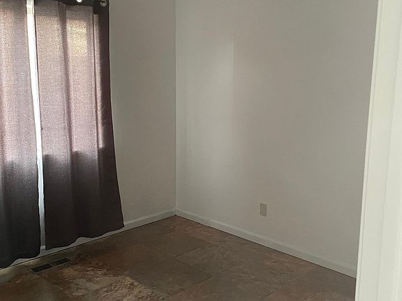3rd image of 6389 Entrada De Milagro