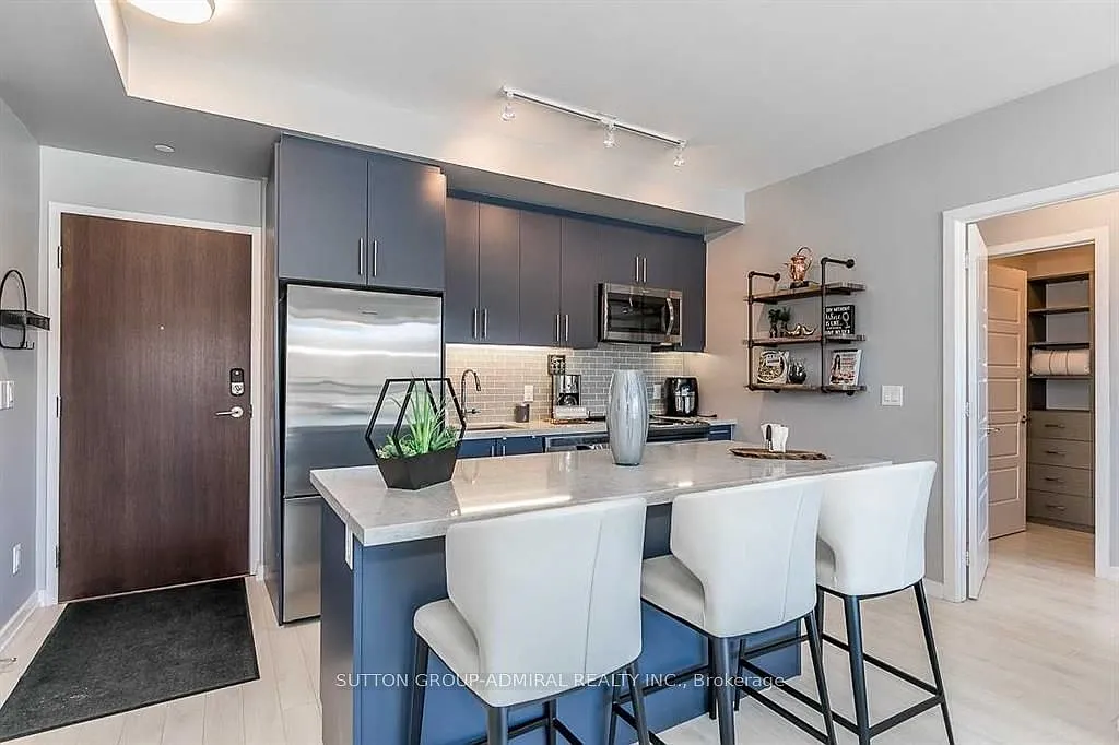 2 bed, $2,500 — Photo 4