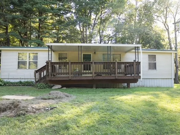 154 Thompsons Rd, Torrance, PA 15779