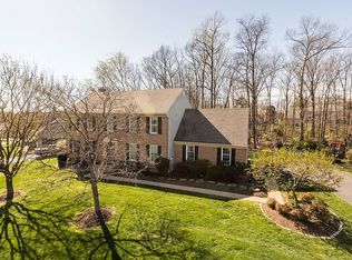 6703 White Post Rd, Centreville, VA 20121