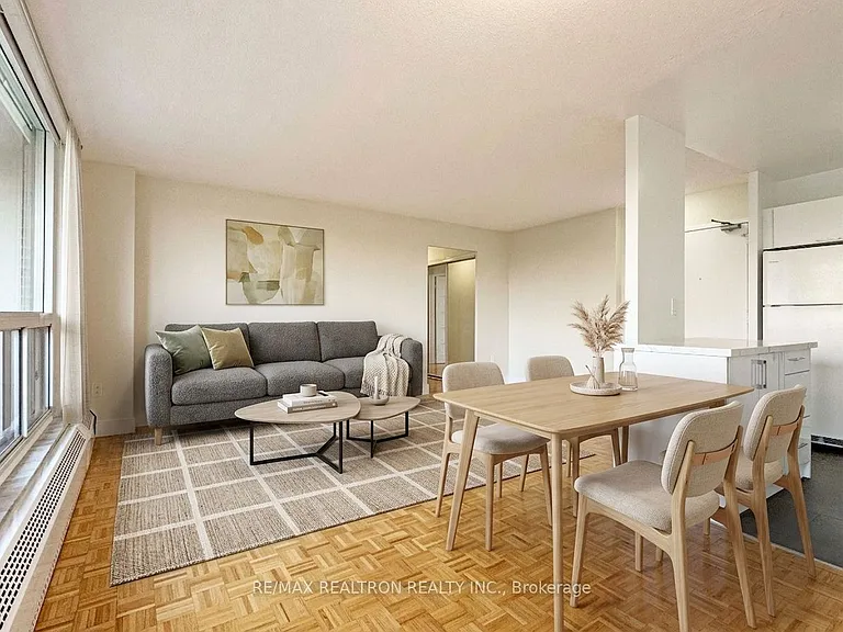 666 Spadina Ave #710 — Photo 1