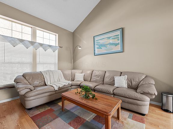 5th image of 627 Ozem Gardner Way