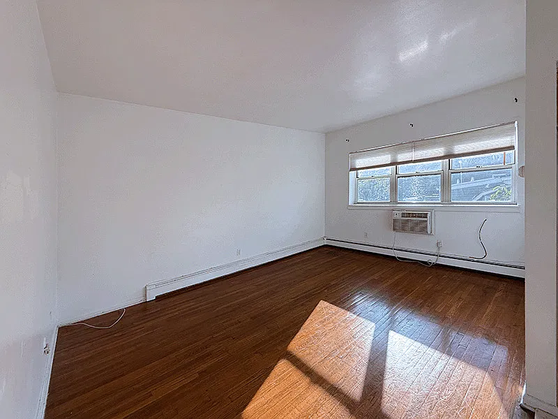 109 William Street - 8 — Photo 4