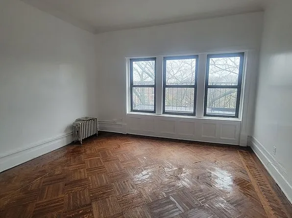 767 Eastern Pkwy APT 4B, Brooklyn, NY 11213