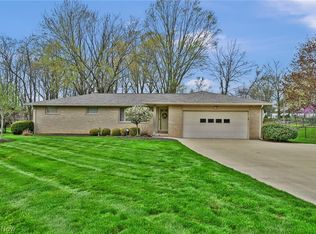 5637 Griffith Ave NW, North Canton, OH 44720