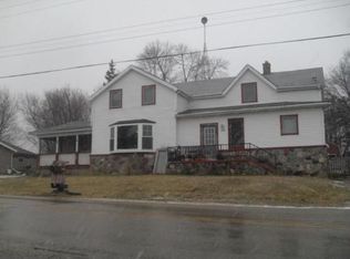 8929 Forest View Rd, Kewaskum, WI 53040