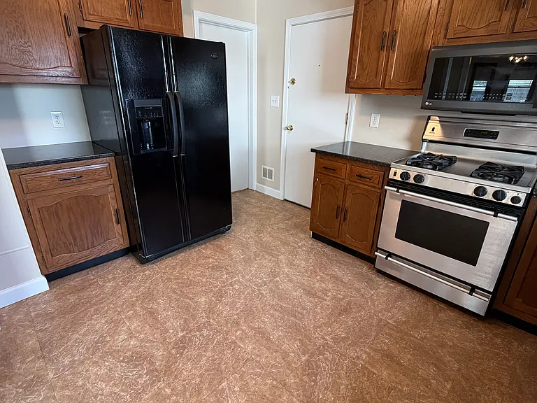 204 Wilson St #204 — Photo 13