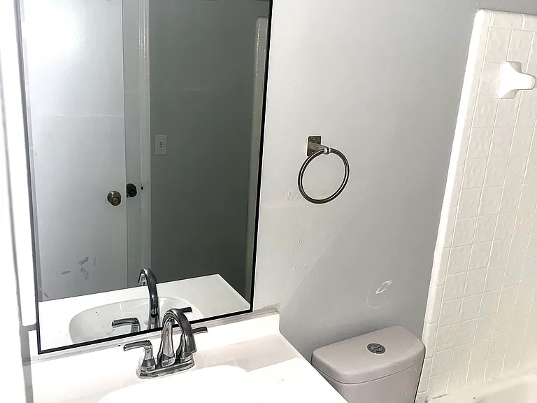 7604 Melissa Ct N — Photo 22