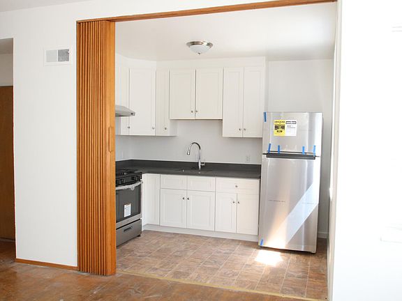 5th image of 1239 Powell St APT 2